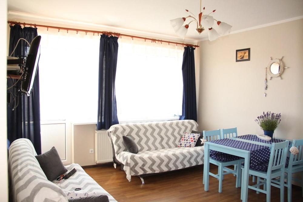 Apartamenty Eka Dom Goscinny 350M Do Plazy Rewal Exteriör bild
