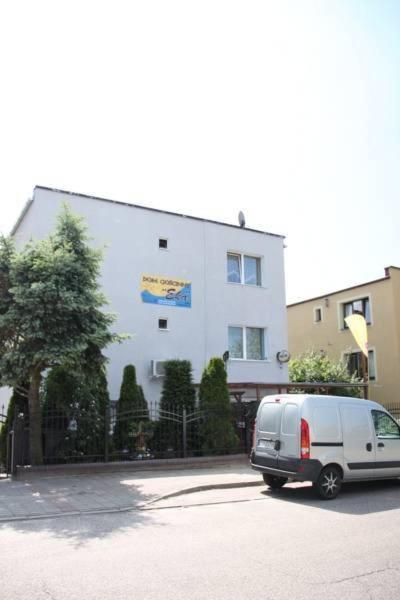 Apartamenty Eka Dom Goscinny 350M Do Plazy Rewal Exteriör bild